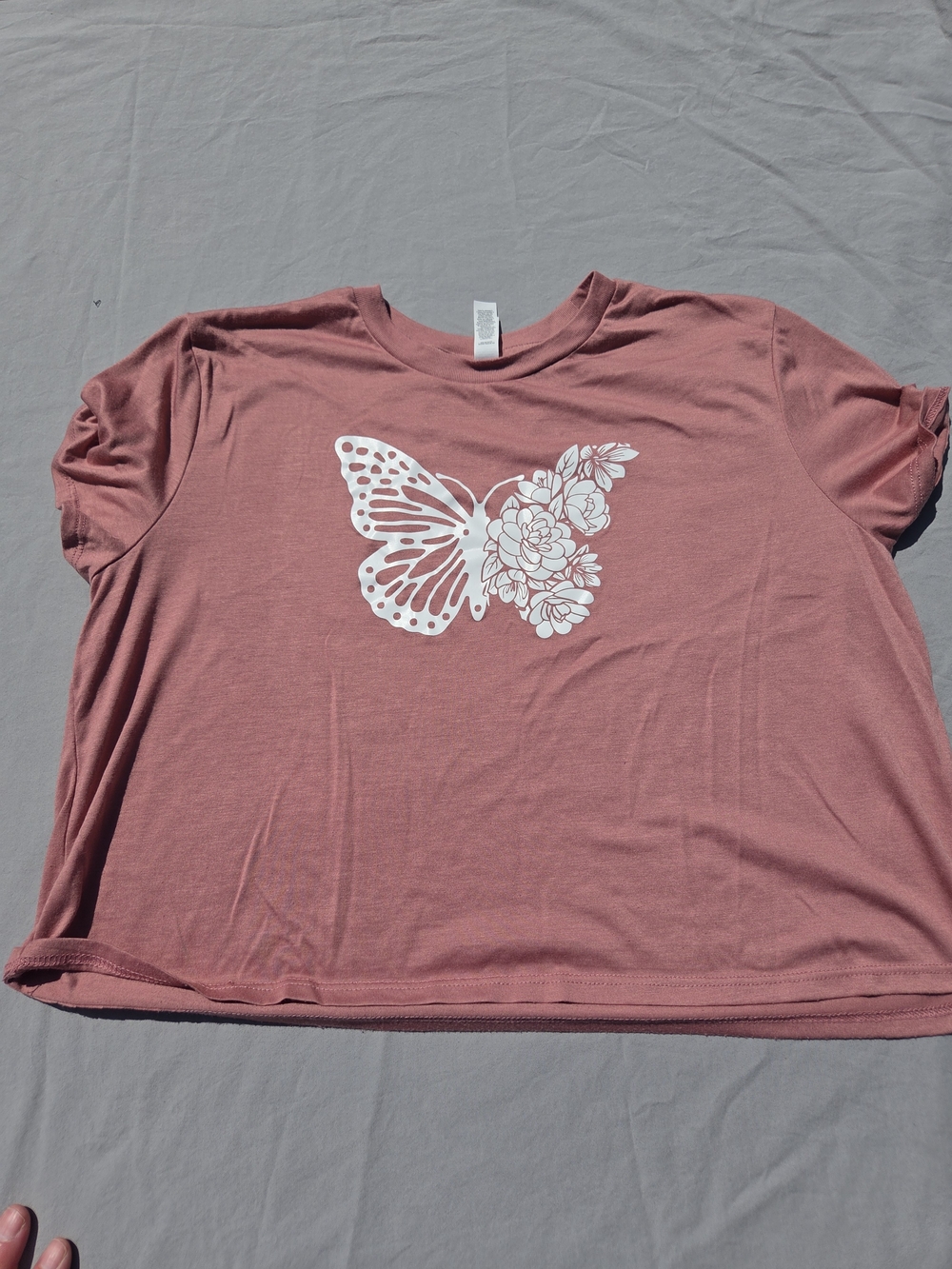 Constantly Varied Gear Dusty Rose Butterfly Cropped Tee L EUC